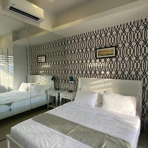 Calyx Residences 18I